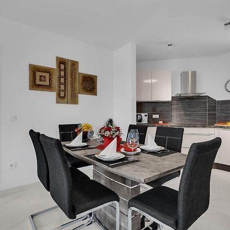 Apartment Navis, Sea View Makarska Dış mekan fotoğraf