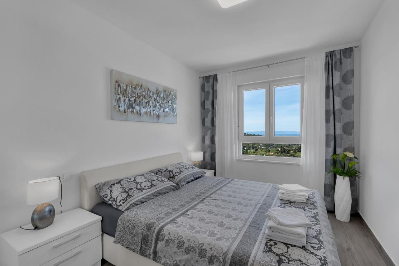 Apartment Navis, Sea View Makarska Dış mekan fotoğraf