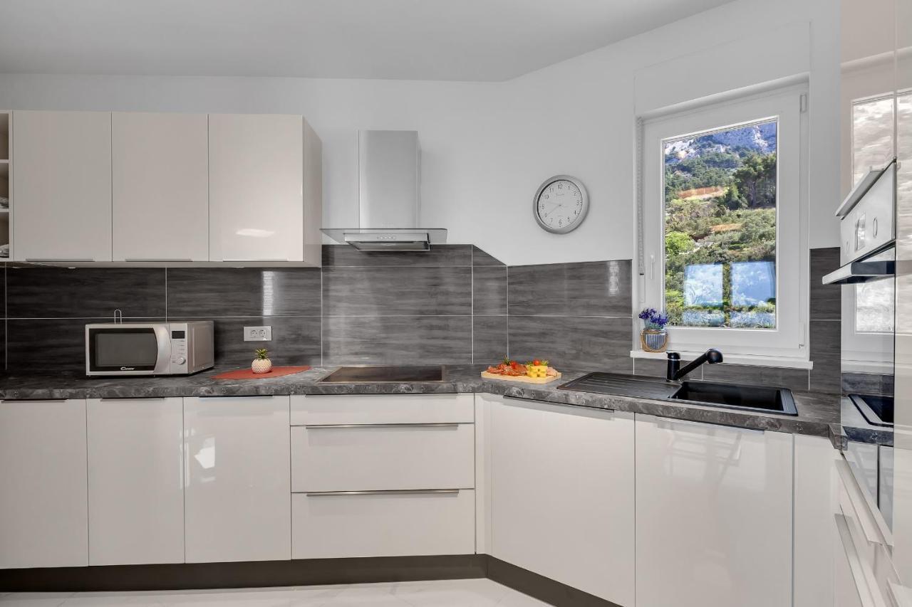 Apartment Navis, Sea View Makarska Dış mekan fotoğraf