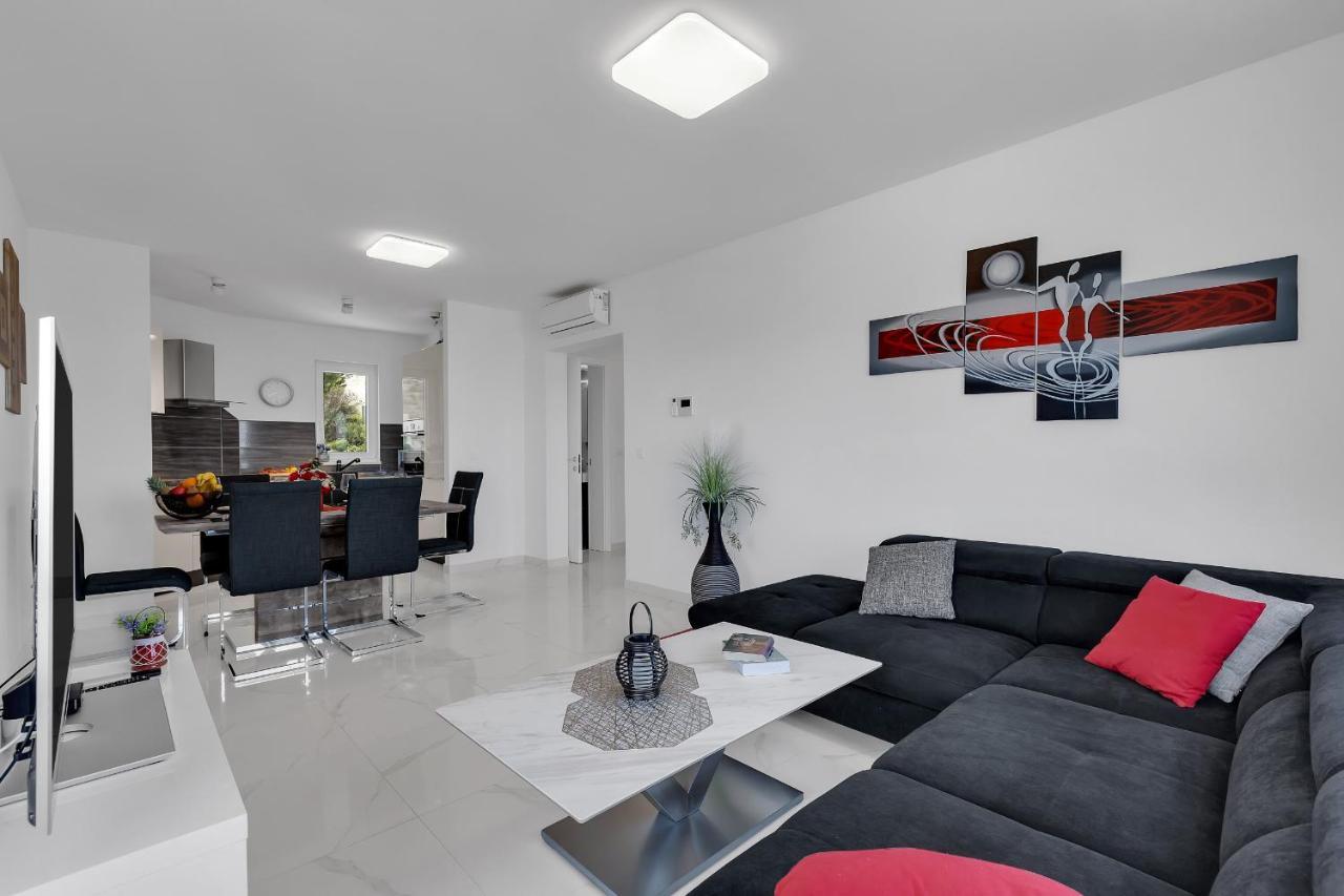 Apartment Navis, Sea View Makarska Dış mekan fotoğraf