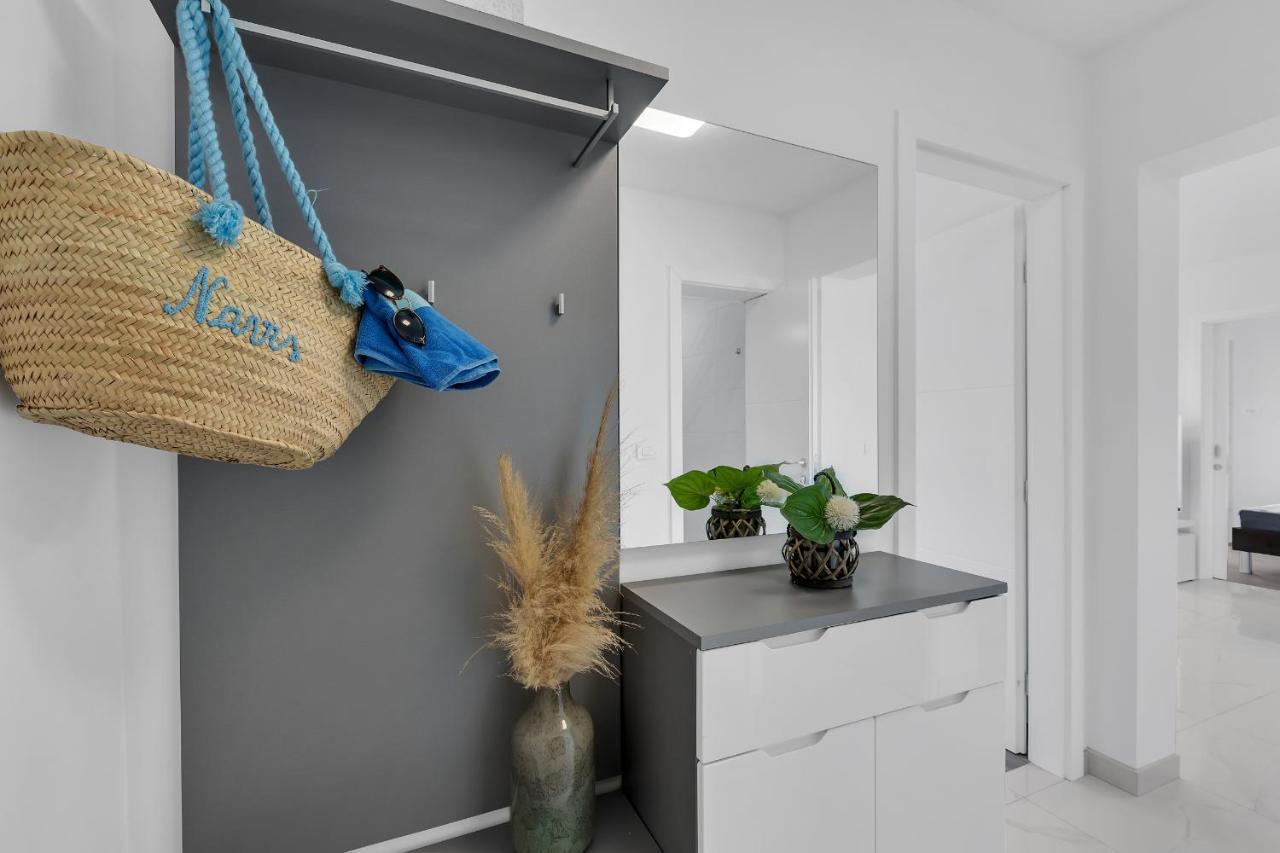 Apartment Navis, Sea View Makarska Dış mekan fotoğraf
