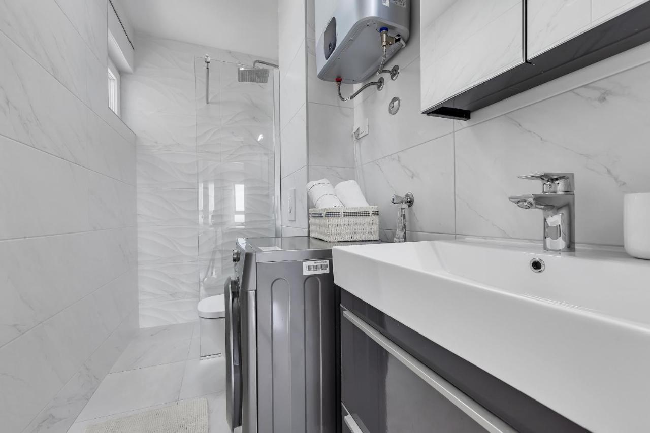 Apartment Navis, Sea View Makarska Dış mekan fotoğraf